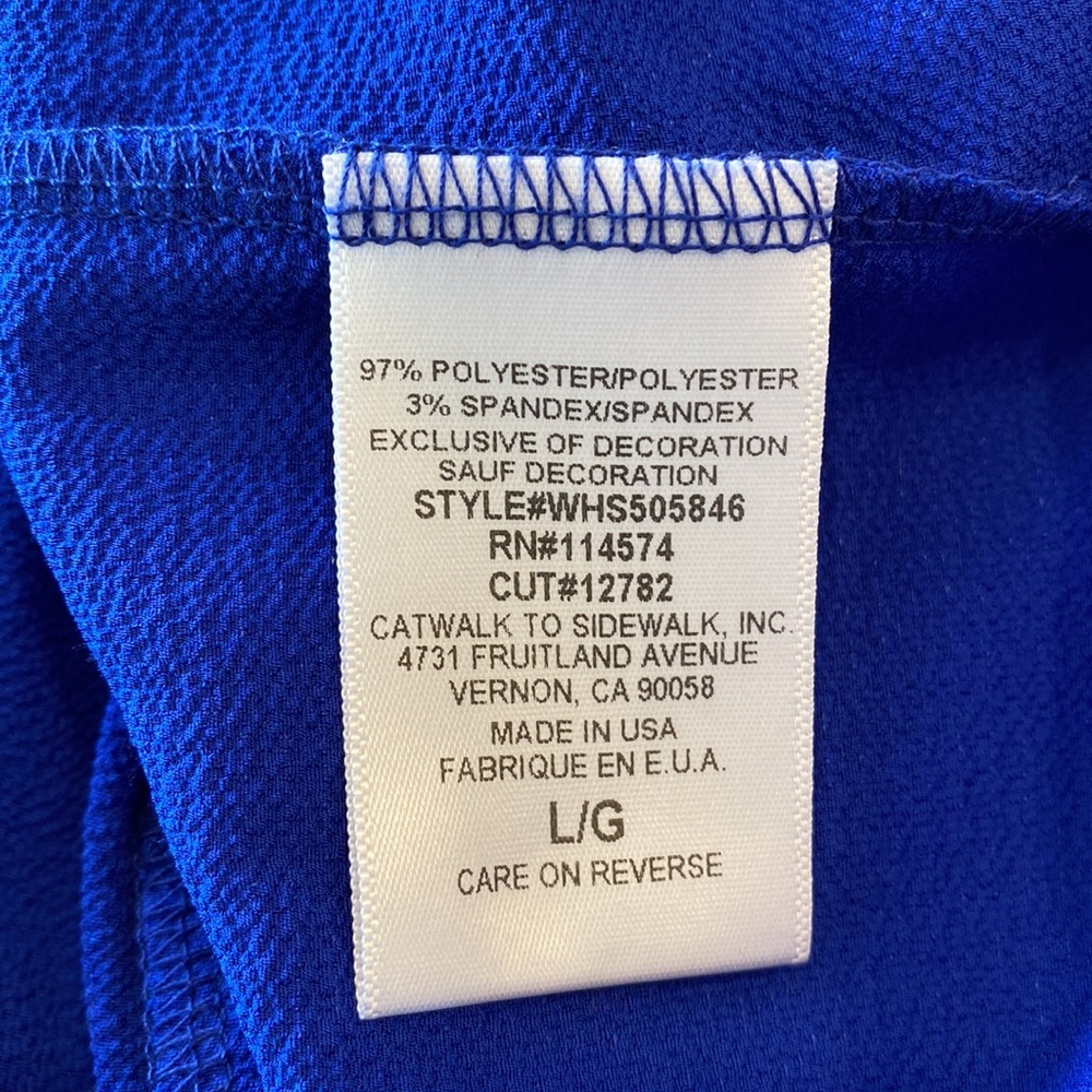 Nordstrom Pleione brand women’s top. Size large. Blue with black tie - Picture 5 of 5